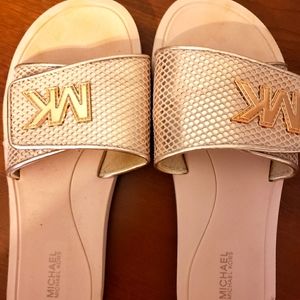 MICHAEL KORS pink sandals/slides. Size 7.5-8